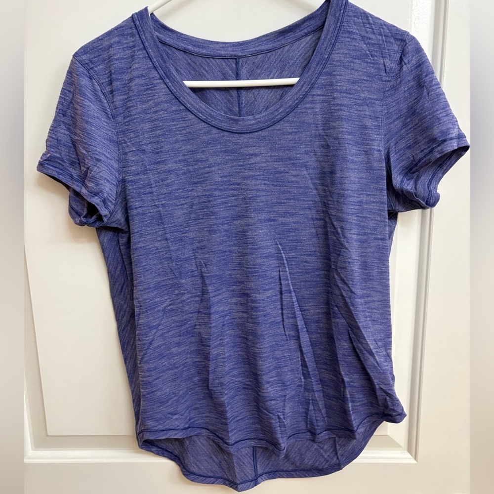 lululemon athletica Heathered Blue Short Sleeve Tee